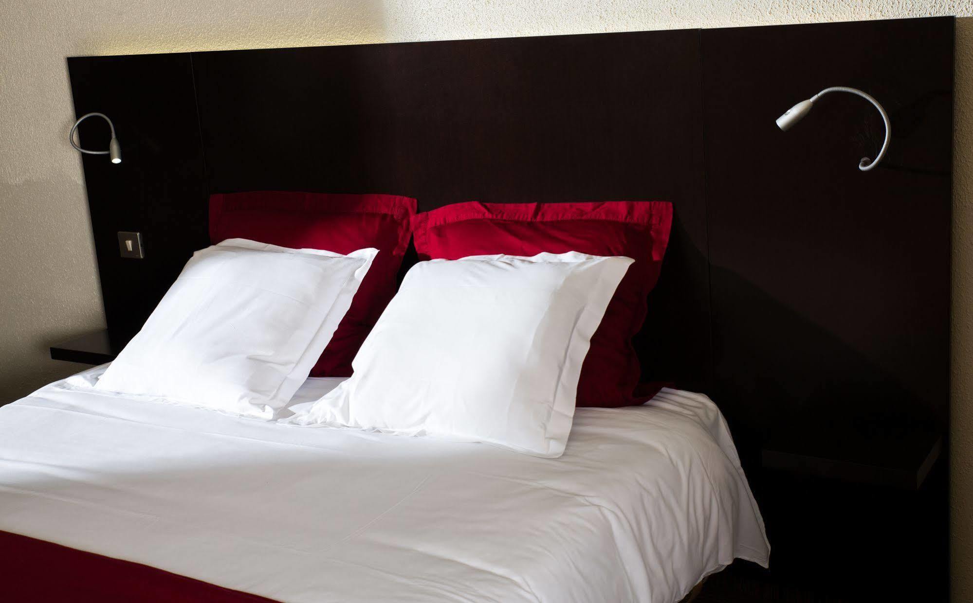 Hotel Akena Creil - Clermont Agnetz Kültér fotó